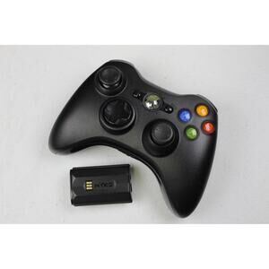 Official Microsoft Xbox 360 Wireless Controller W/ NYKO Rechargeable Battery
